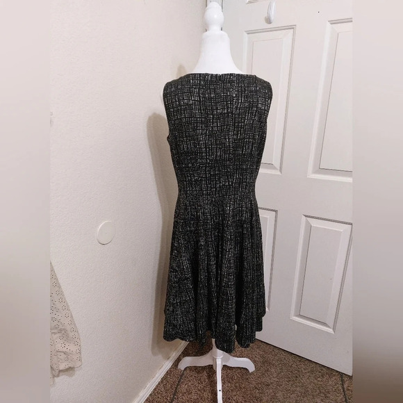 Calvin Klein black white artsy art to wear fit and flare sheath sleeveless 12 - Picture 7 of 14